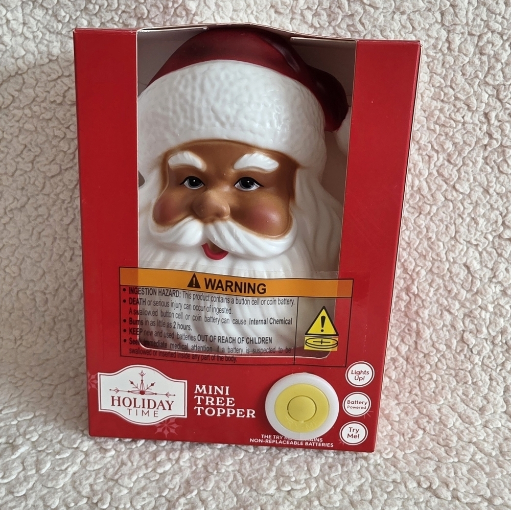 New Holiday Battery Operated Light-Up Santa Head Mini Christmas Tree Topper 6"